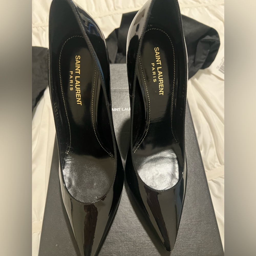 Saint Laurent Opyum Point-Toe Patent Leather Pump… - image 5